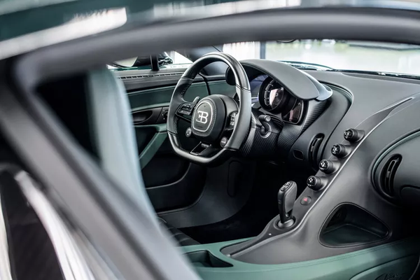 "Mãn nhãn" với Bugatti Chiron thứ 400 xuất xưởng sở hữu màu sơn đặc biệt