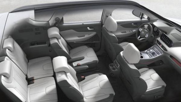 Hyundai SantaFe phiên bản 6 chỗ ra mắt với loạt tiện nghi đáng chú ý