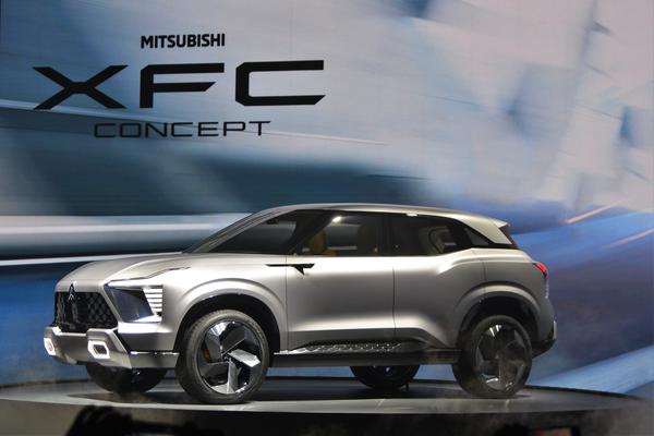 Cận cảnh Mitsubishi XFC Concept tại Việt Nam