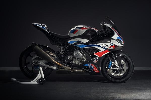 BMW M 1000 RR sẽ là xe an toàn dành cho giải đua MotoGP 2021