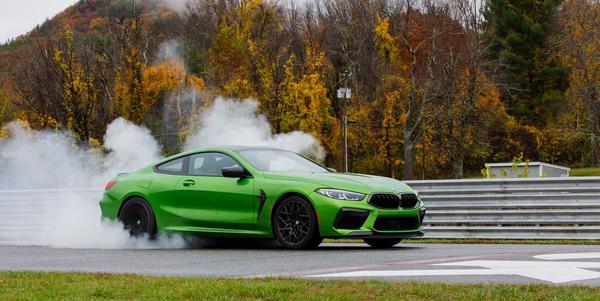 BMW đi ngược thế giới, vẫn sẽ tiếp tục phát triển động cơ đốt trong