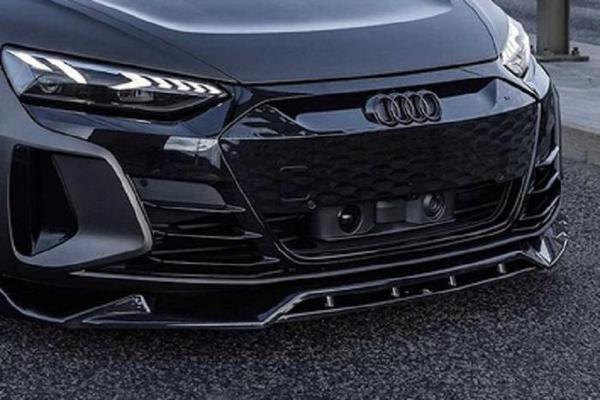 Audi RS E-Tron GT thay đổi ngoại hình nhờ bodykit của Maxton Design