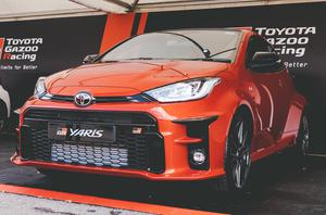 Toyota GR Yaris xuất hiện lần đầu tiên trên đường đua Goodwook tại Vương quốc Anh