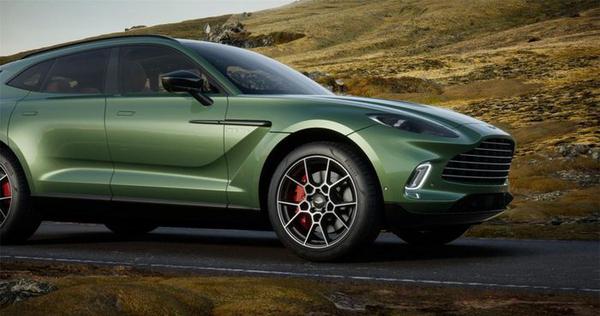 Aston Martin DBX phiên bản động cơ I6 "giá rẻ" ra mắt