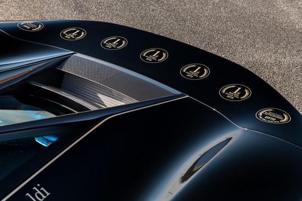 Siêu xe điện Lotus Evija Fittipaldi ra mắt, mạnh gần 2.000 mã lực