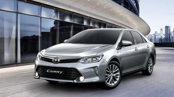 Toyota triệu hồi gần 230.000 chiếc Camry do lỗi hệ thống phanh