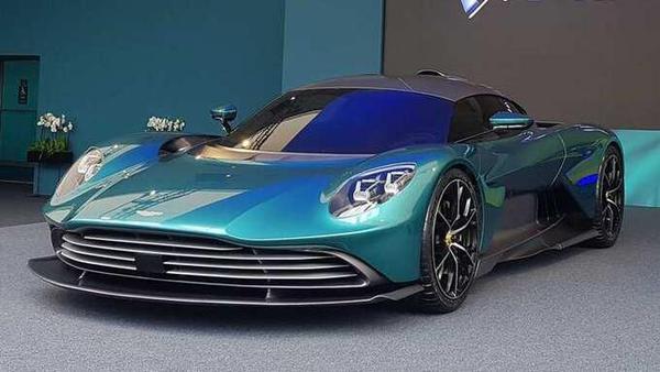 Aston Martin Valhalla sắp gia nhập dàn siêu xe của "vua cà phê"