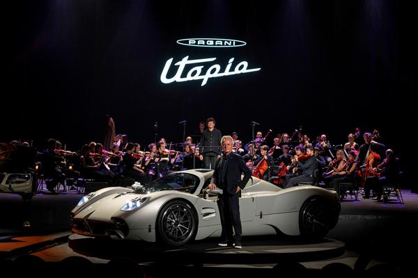 Cận cảnh Pagani Utopia với số lượng giới hạn 99 chiếc, giá hơn 2 triệu USD