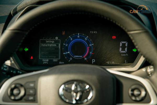 Triệu hồi Toyota Veloz để thay thế mặt đồng hồ