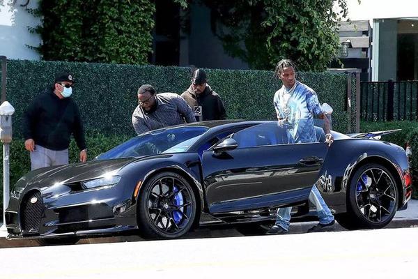 Siêu xe Bugatti Chiron giá 5,5 triệu USD về tay rapper Travis Scott