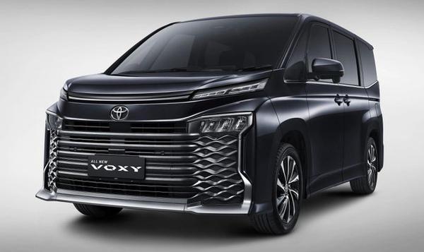 Toyota Voxy 2022 mở bán tại Indonesia với ngoại hình thể thao