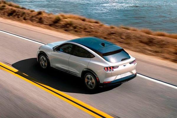 Ford cập nhật hệ thống công nghệ tự lái mới