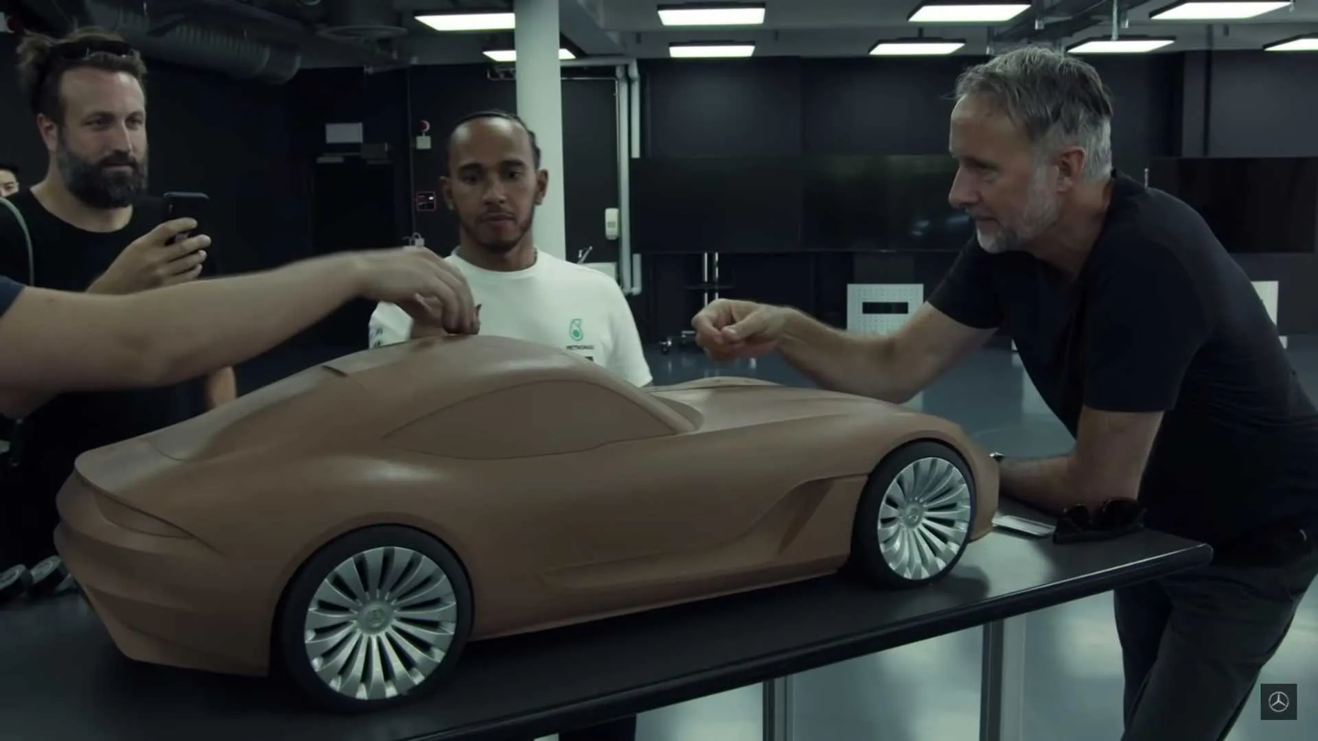 Cách vẽ ôtô đẹp nhất thế giới Mecerdes Audi tham khảo
