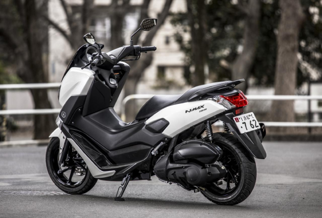 Yamaha NMAX 2020 ra mắt cạnh tranh Honda ADV 150