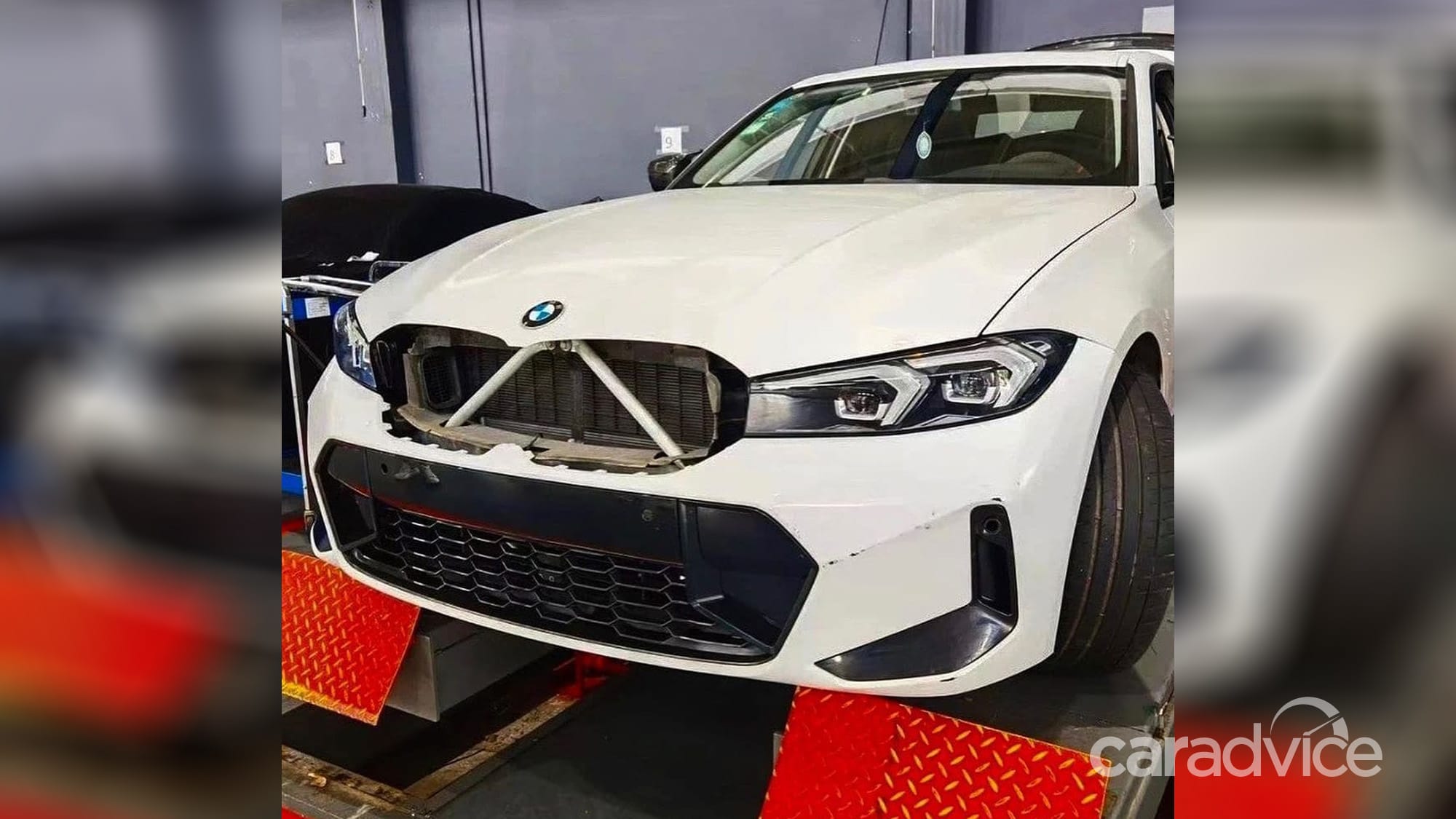 Lộ ảnh hàng nóng BMW 8 Series Gran Coupe 2020 trước giờ G